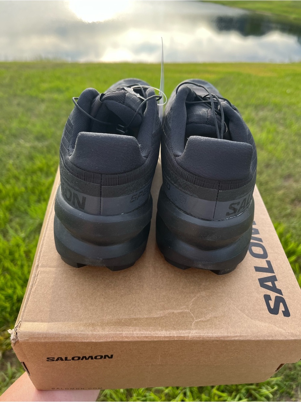 NWT Salomon Womans Black Soeedcross 6 Trail Running Shoes Size 7.5 - Picture 8 of 11